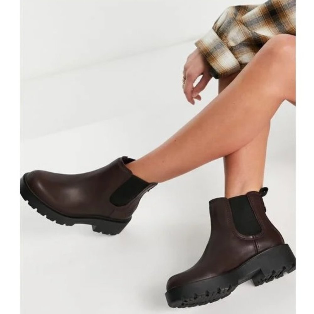 UGG Markstrum Leather Ankle Boots
